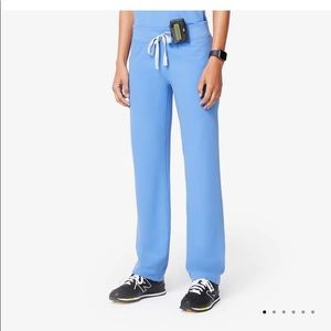 FIGS Ceil blue Livingston